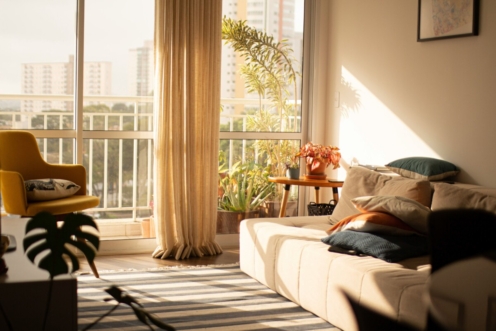 Buyer priorities when choosing an apartment during hot summer months