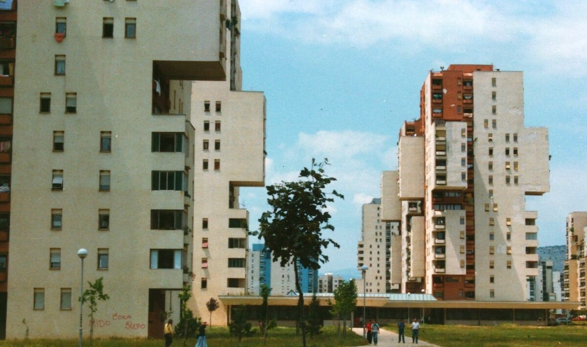 Blok 5 Podgorica - residential buildings surrounded by green spaces and pedestrian walkways.